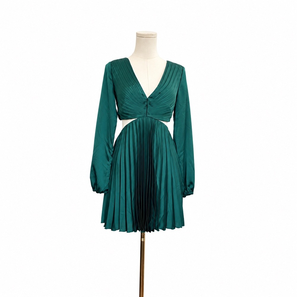 Abercrombie XS NWT Emerald Green Pleated Cutout Mini Dress Wedding Guest Holiday